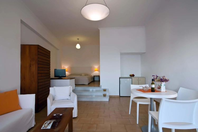 Double Junior Suite with Caldera View