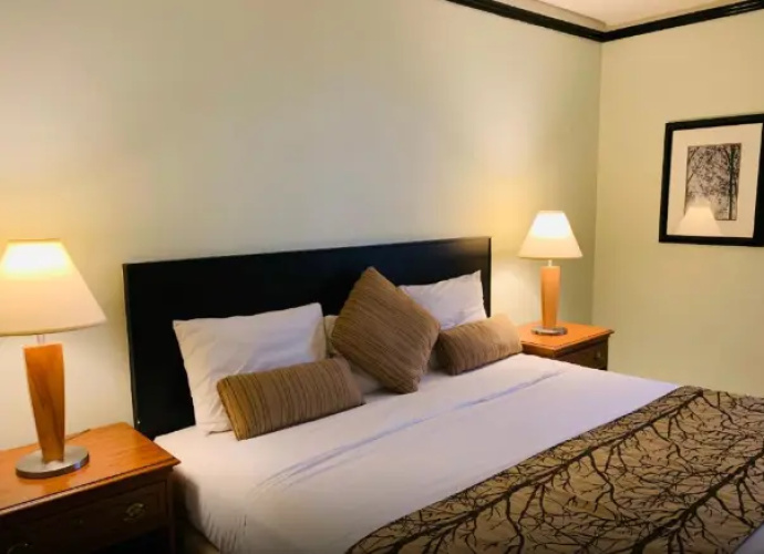 No A/C Double room