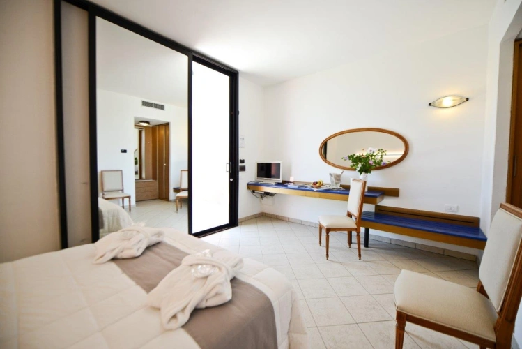 Suite with garden view