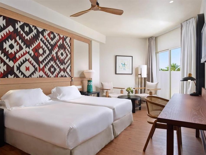 Superior Twin room