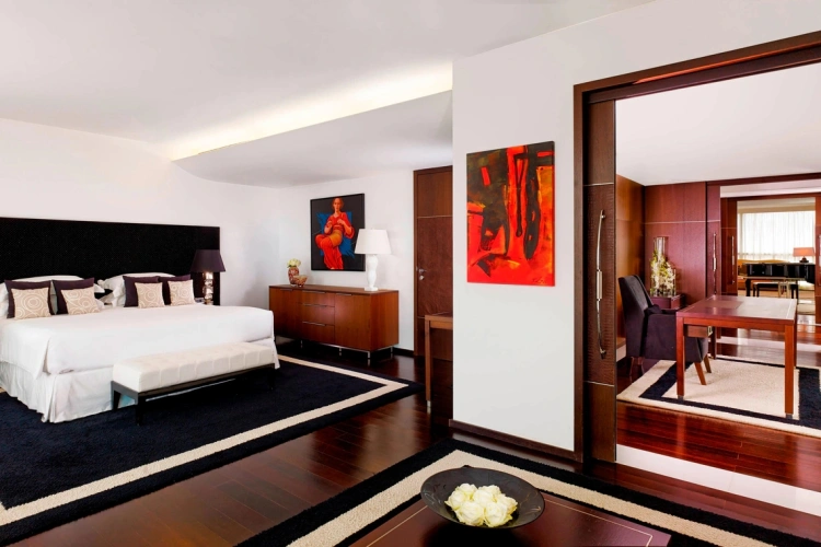 1 Bedroom Presidential Double Club Suite