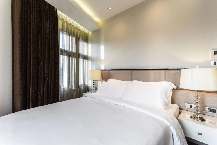 2 Bedrooms Vorra Thita Quadruple Suite
