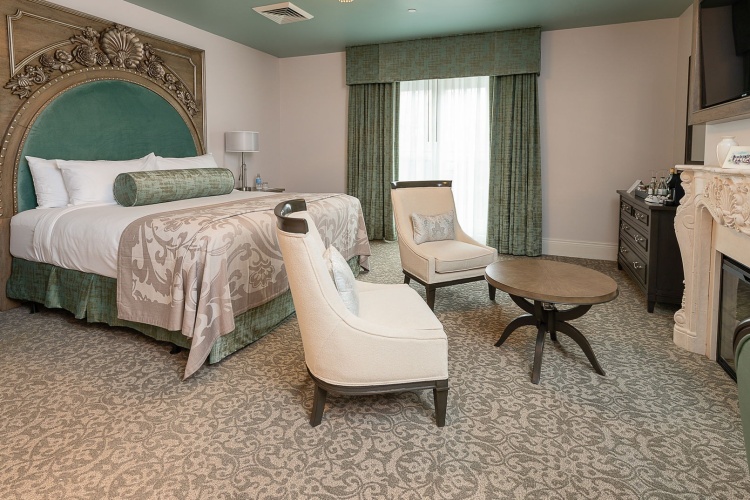 2 Bedrooms Suite