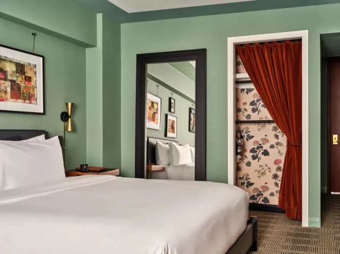 Deluxe Corner Accessible Double room