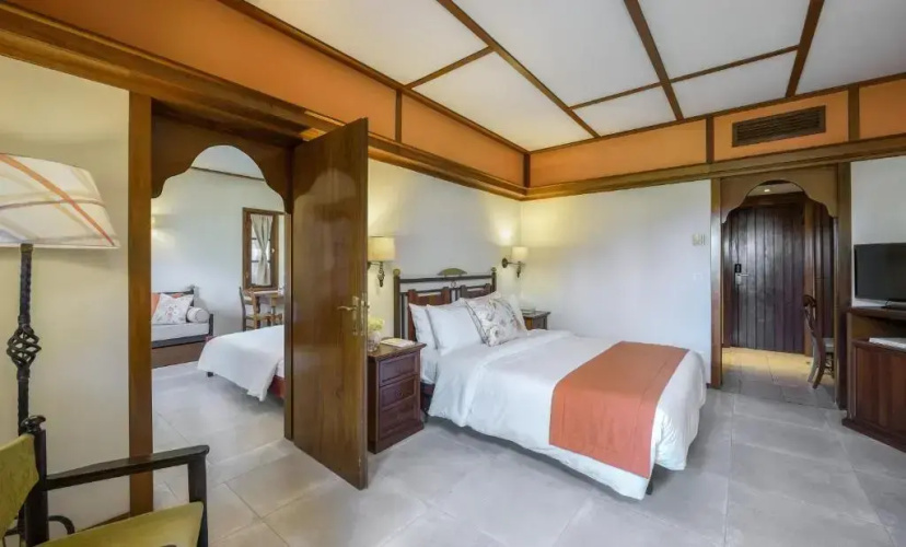 Simantro Resort