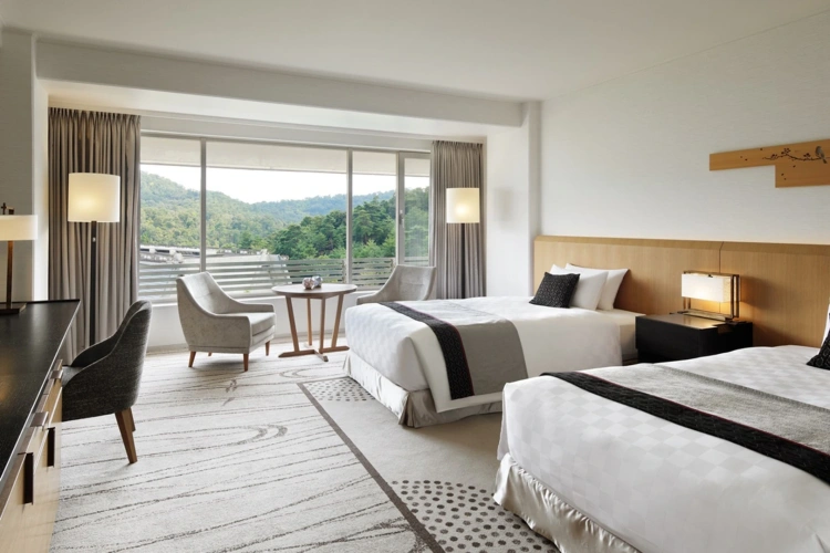 Club Floor Twin room