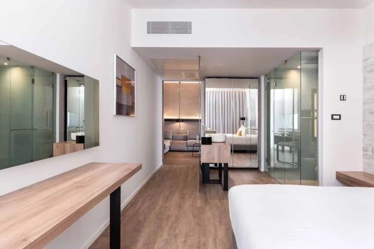 Family Suite with sea side view
