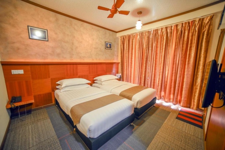 Superior Twin room with balcony