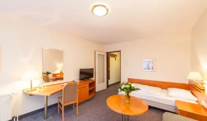 Small Single Apartment