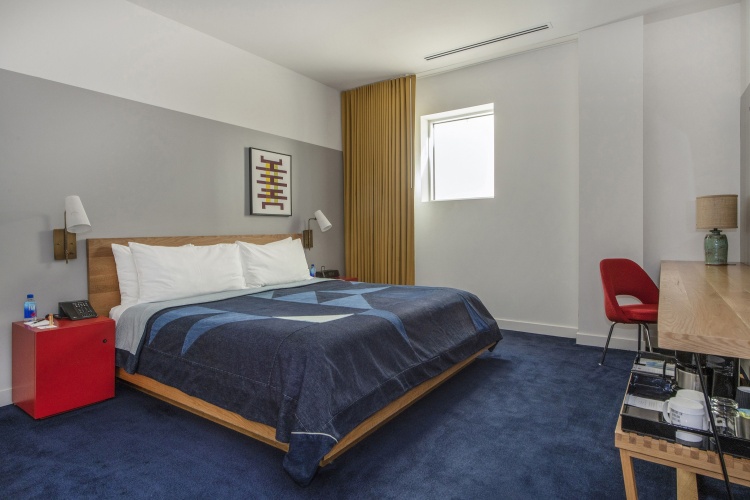 Deluxe Obstructed Double room