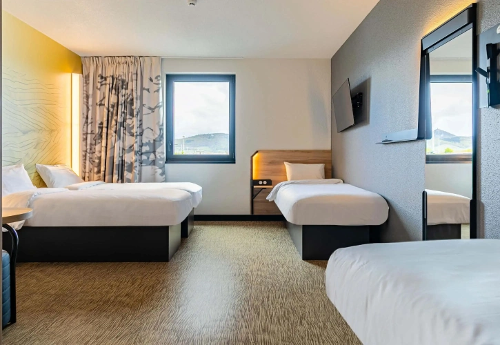 Standard Quadruple room