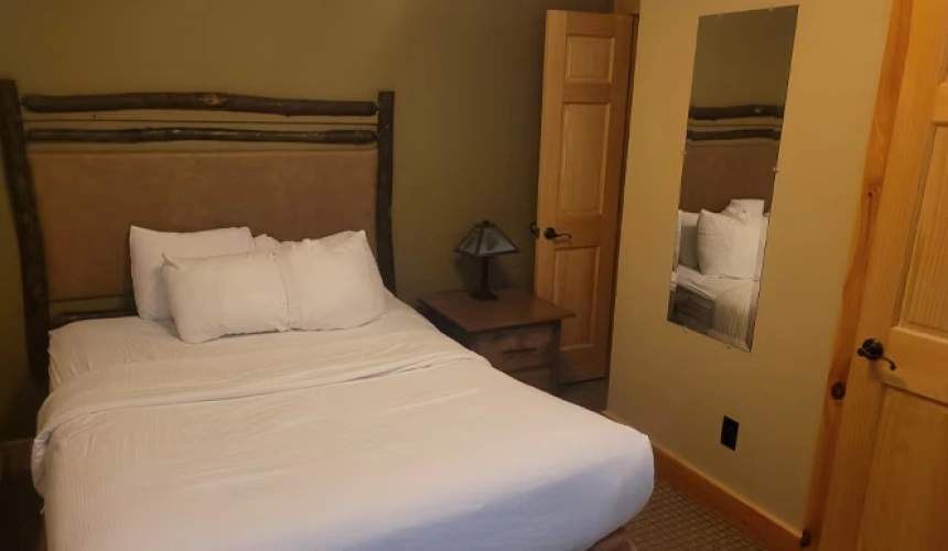 1 Bedroom Loon Hollow Double Family Suite
