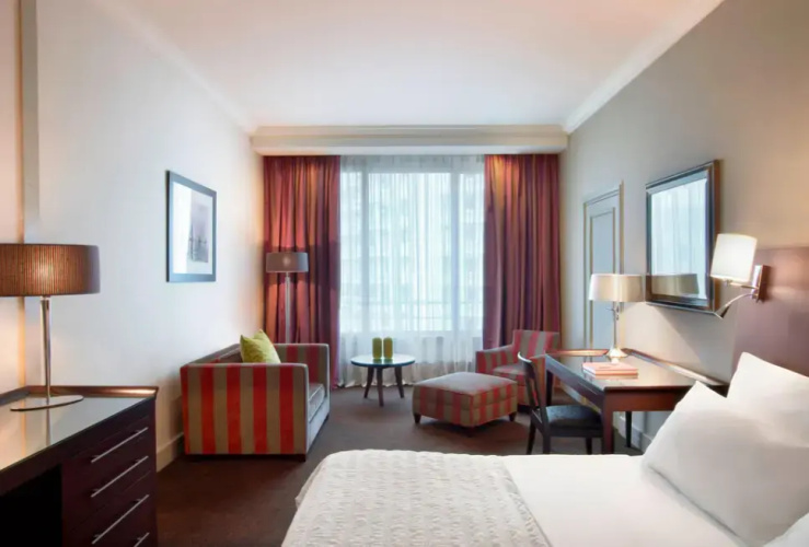 Superior Double room with city view