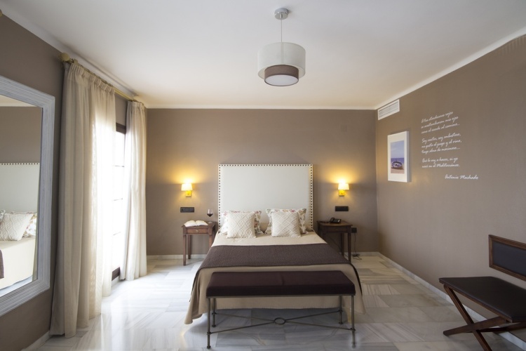 Classic Terrace Twin room with view