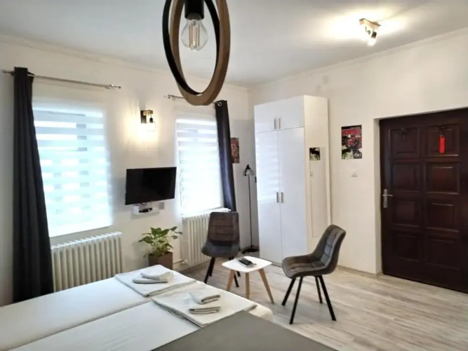 Double Studio