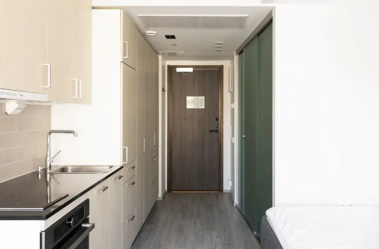Compact Double Studio