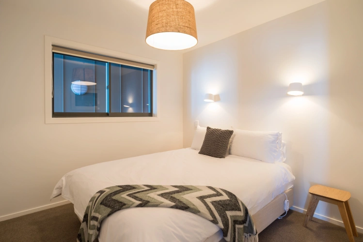2 Bedrooms Quadruple Apartment