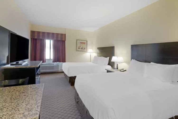 Standard Twin room