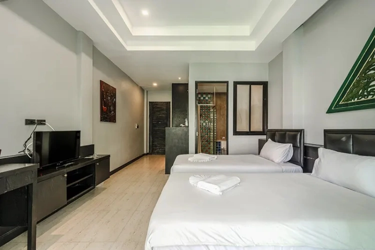 Standard Twin room