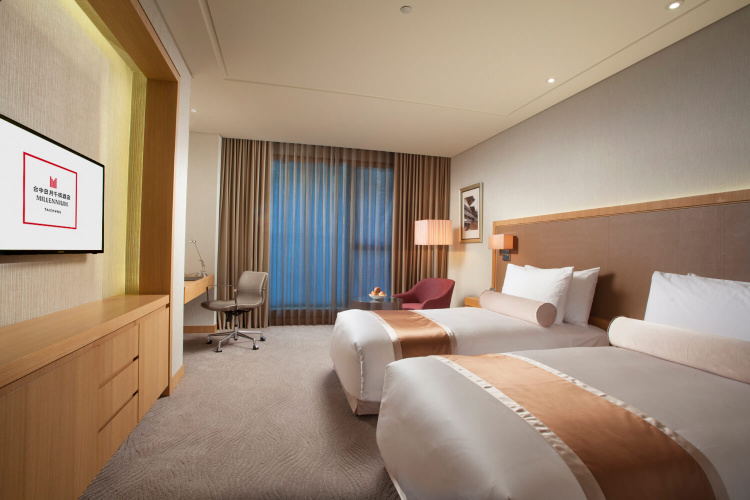 Twin Club room