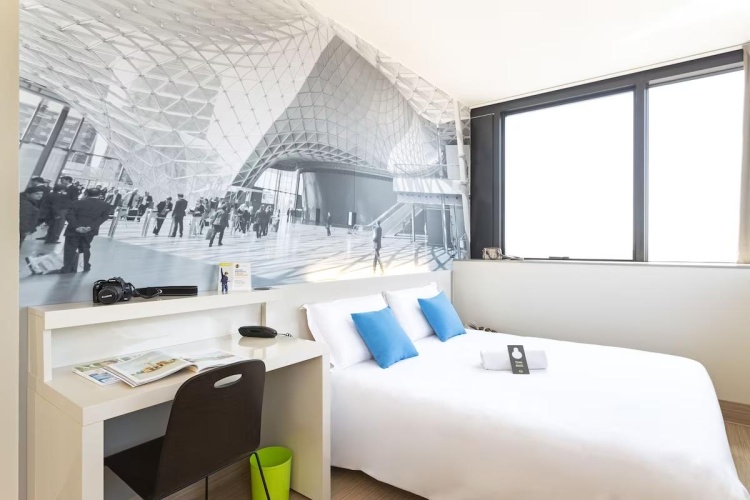 Double room with view
