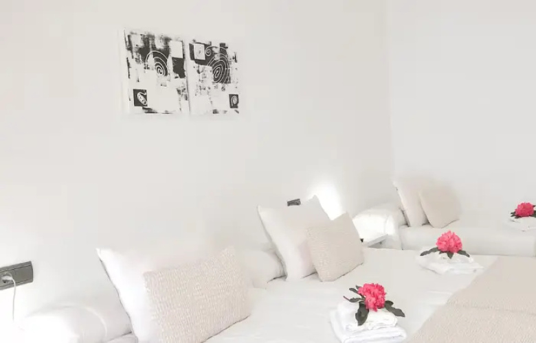 Triple room
