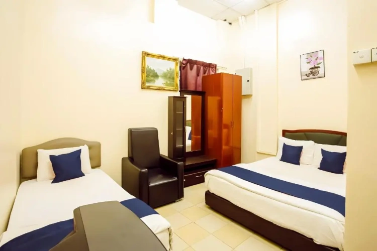 Triple room