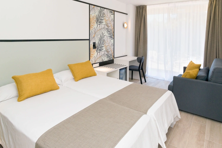 With Balcony/Terrace Twin room