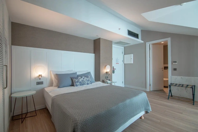 Standard Family room