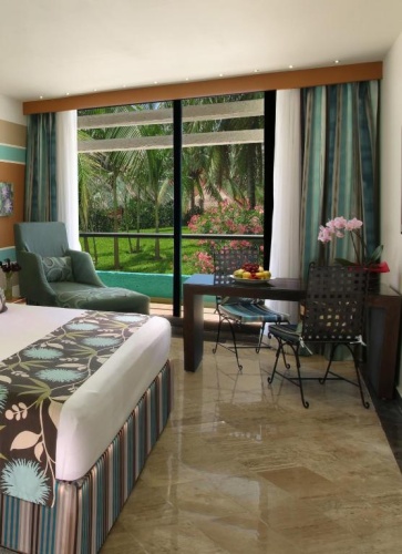 Pyramid Standard room