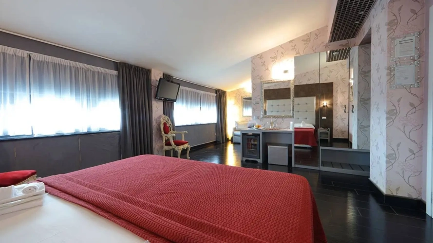 Double Suite