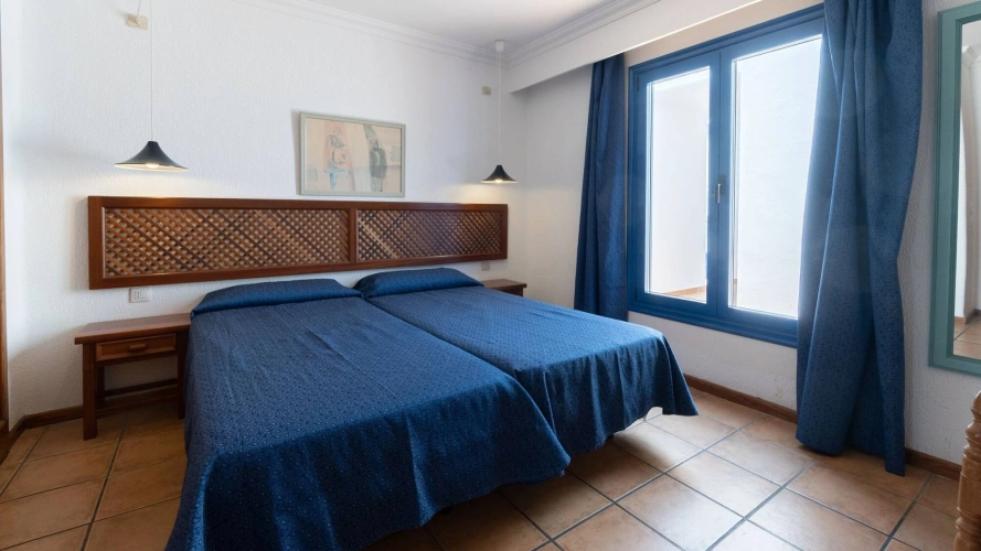1 Bedroom Twin Apartment with sea view