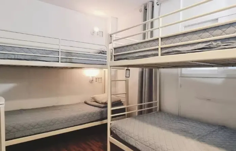 Economy Quadruple room