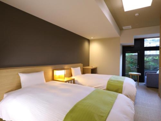 Western-style Twin room