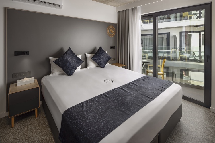 1 Bedroom Double Suite with inland view