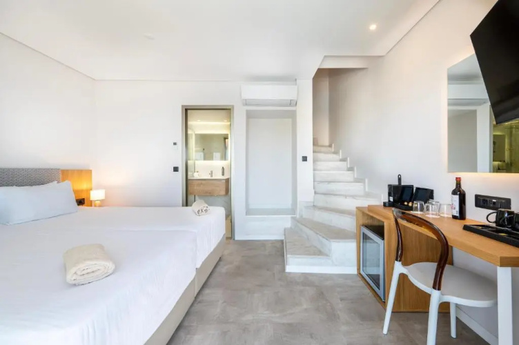 Athina Palace Resort & Spa photo 16