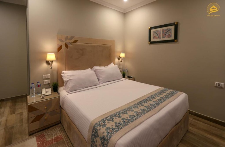 Standard Panoramic Pyramids View Double room