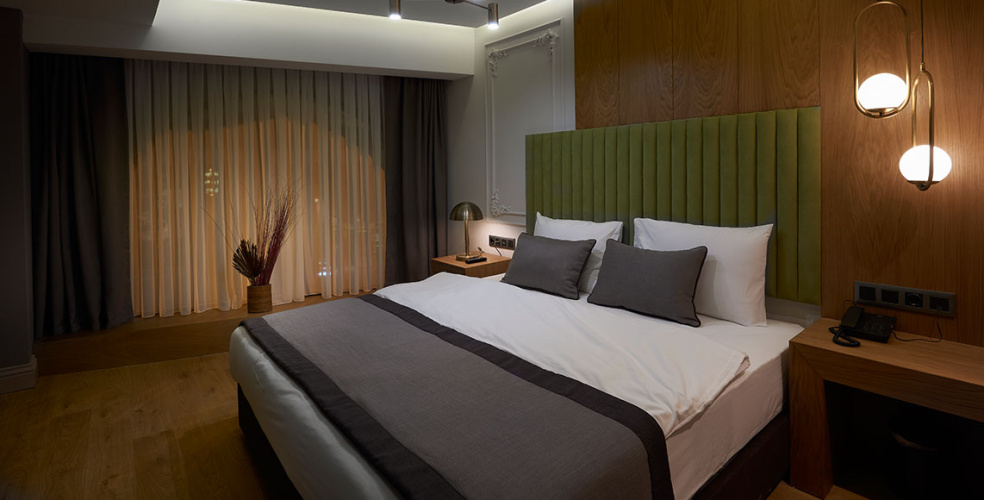 Standard Triple room