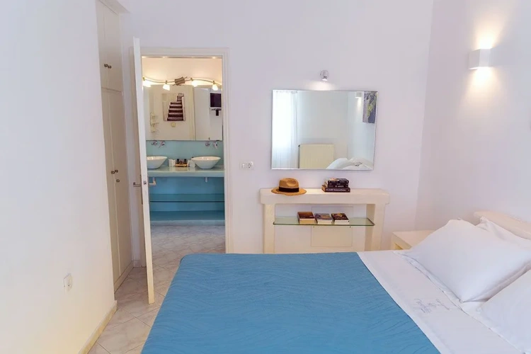 1 Bedroom Traditional Double Apartment with Caldera View