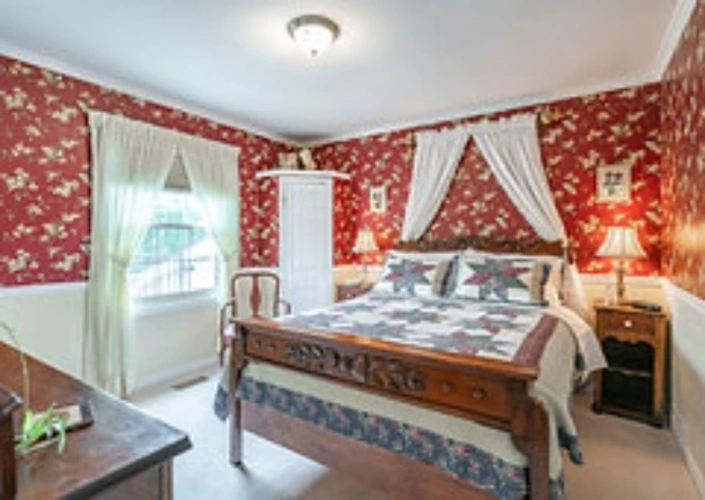 The Queen Victoria Double room