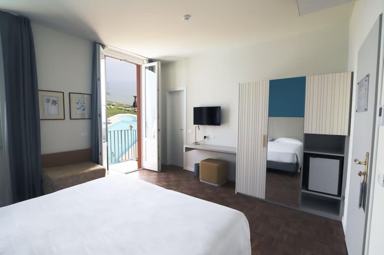 Rose Double room