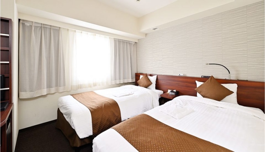 Compact Twin room