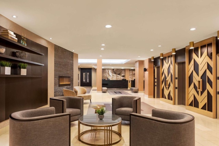 DoubleTree by Hilton Pointe Claire Montreal Airport West photo 18