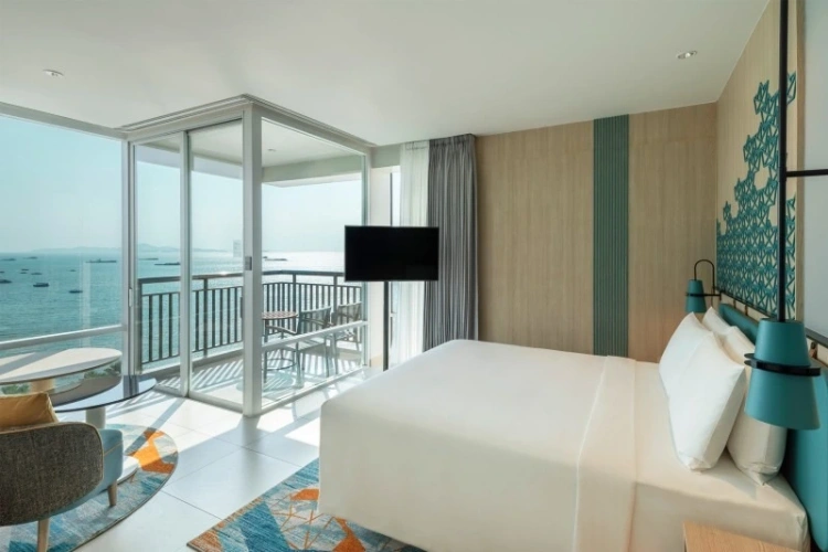 Premium Bay Tower Double room beachview