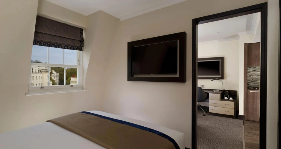 Deluxe Double Suite