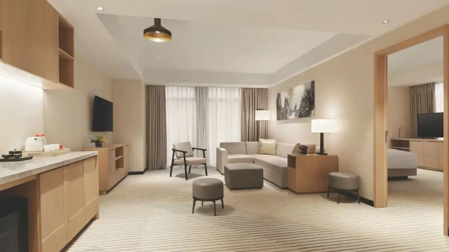 Double Suite