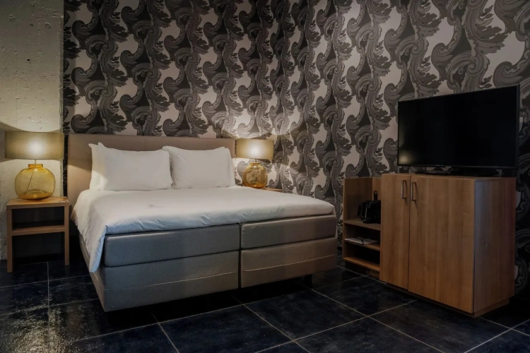 Wow Double Suite