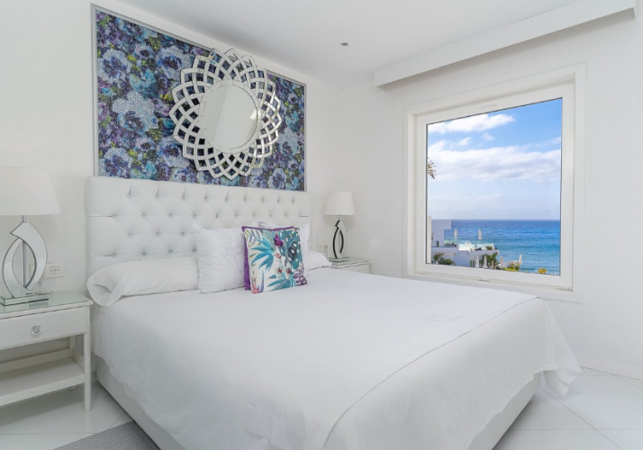 Deluxe Premium Suite with balcony