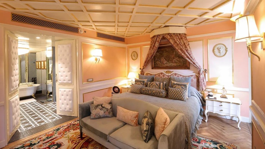 Belle Epoque Double Suite
