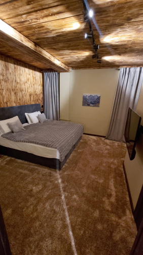 Super + Quadruple Suite
